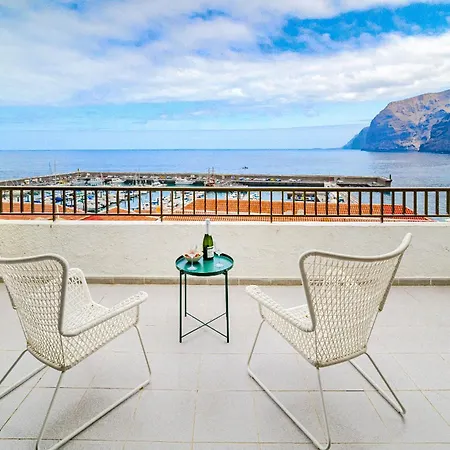 Stunning Cliffs And Ocean View In Gigantes * Acantilado de los Gigantes